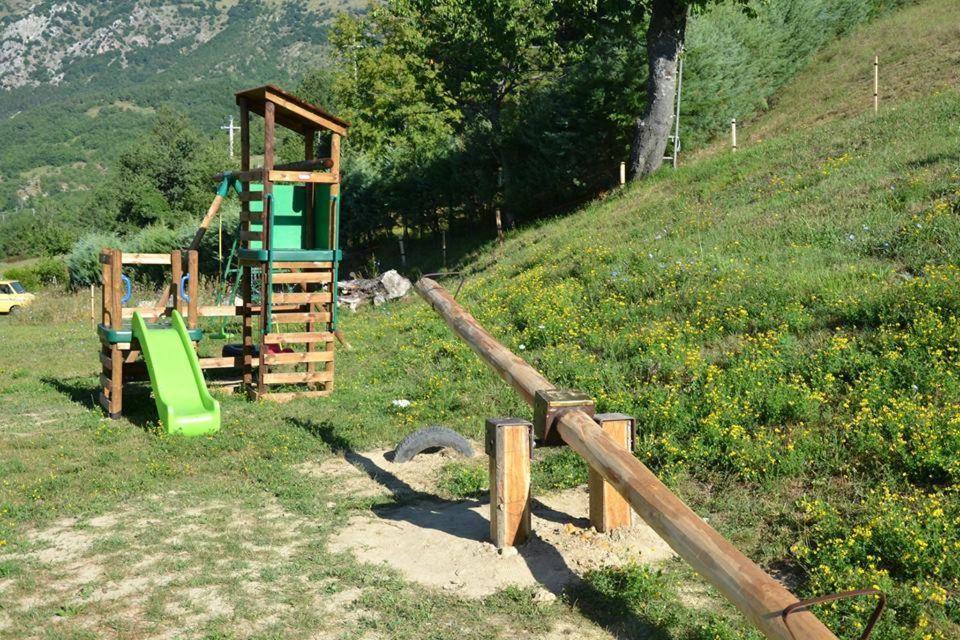 La Baita Di Pilato Montemonaco Dış mekan fotoğraf
